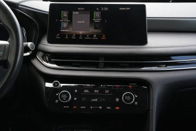 2022 INFINITI QX60 LUXE