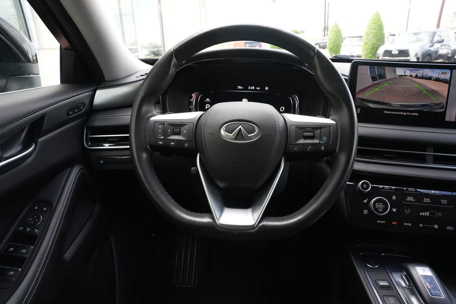 2022 INFINITI QX60 LUXE