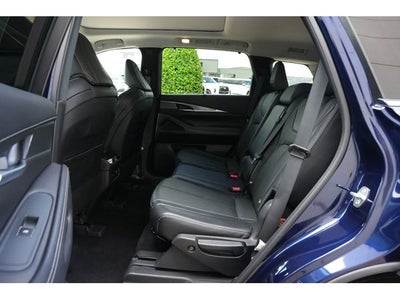 2022 INFINITI QX60 LUXE
