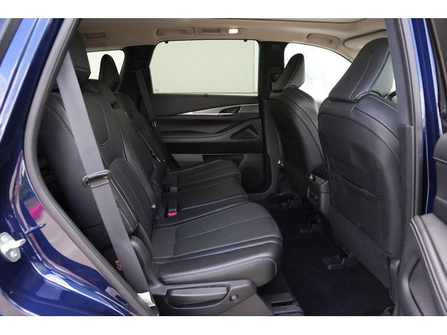 2022 INFINITI QX60 LUXE