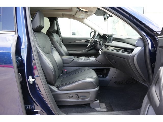 2022 INFINITI QX60 LUXE