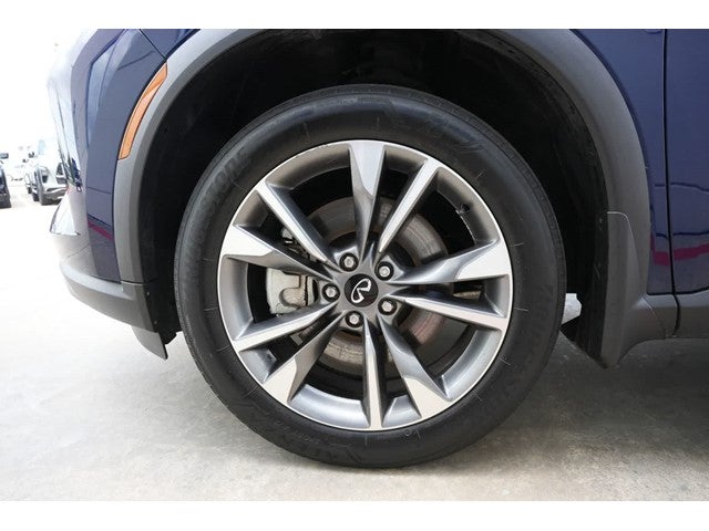 2022 INFINITI QX60 LUXE