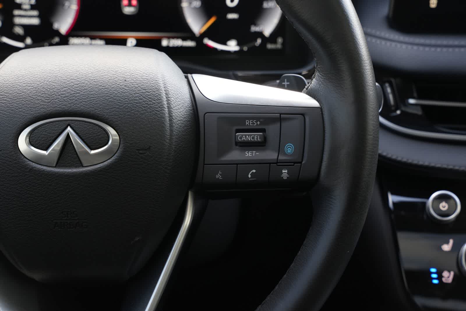 2023 INFINITI QX60 LUXE