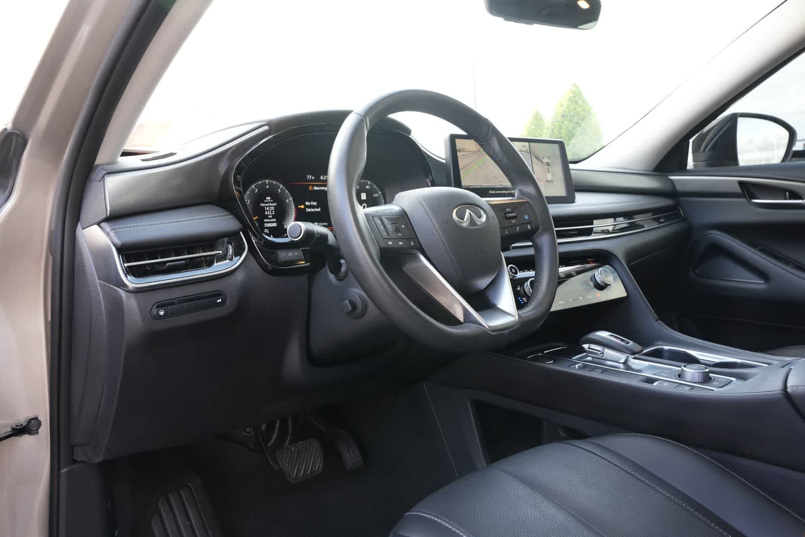 2023 INFINITI QX60 LUXE