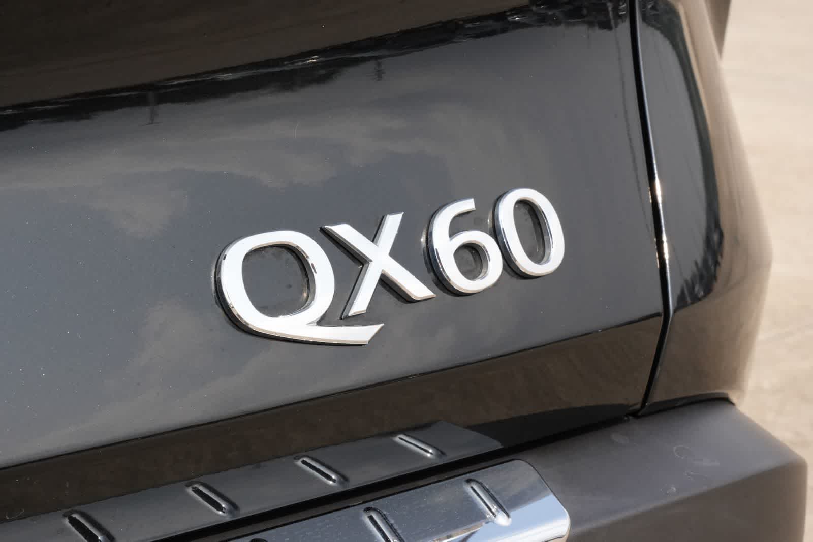2023 INFINITI QX60 LUXE