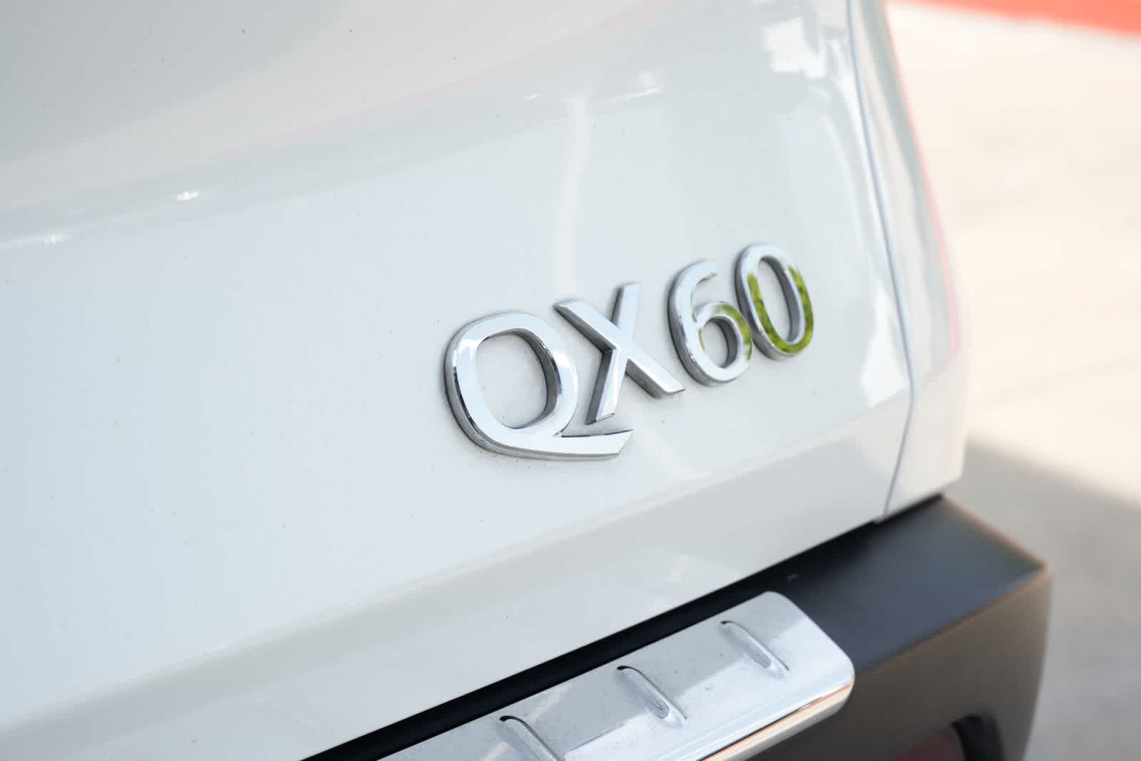 2023 INFINITI QX60 LUXE