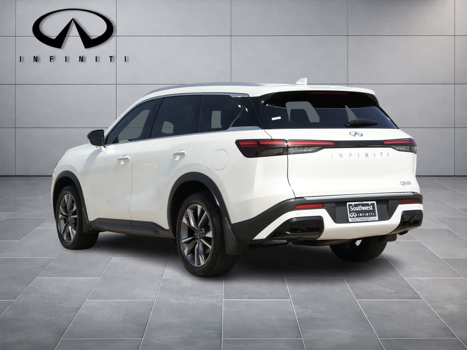 2023 INFINITI QX60 LUXE