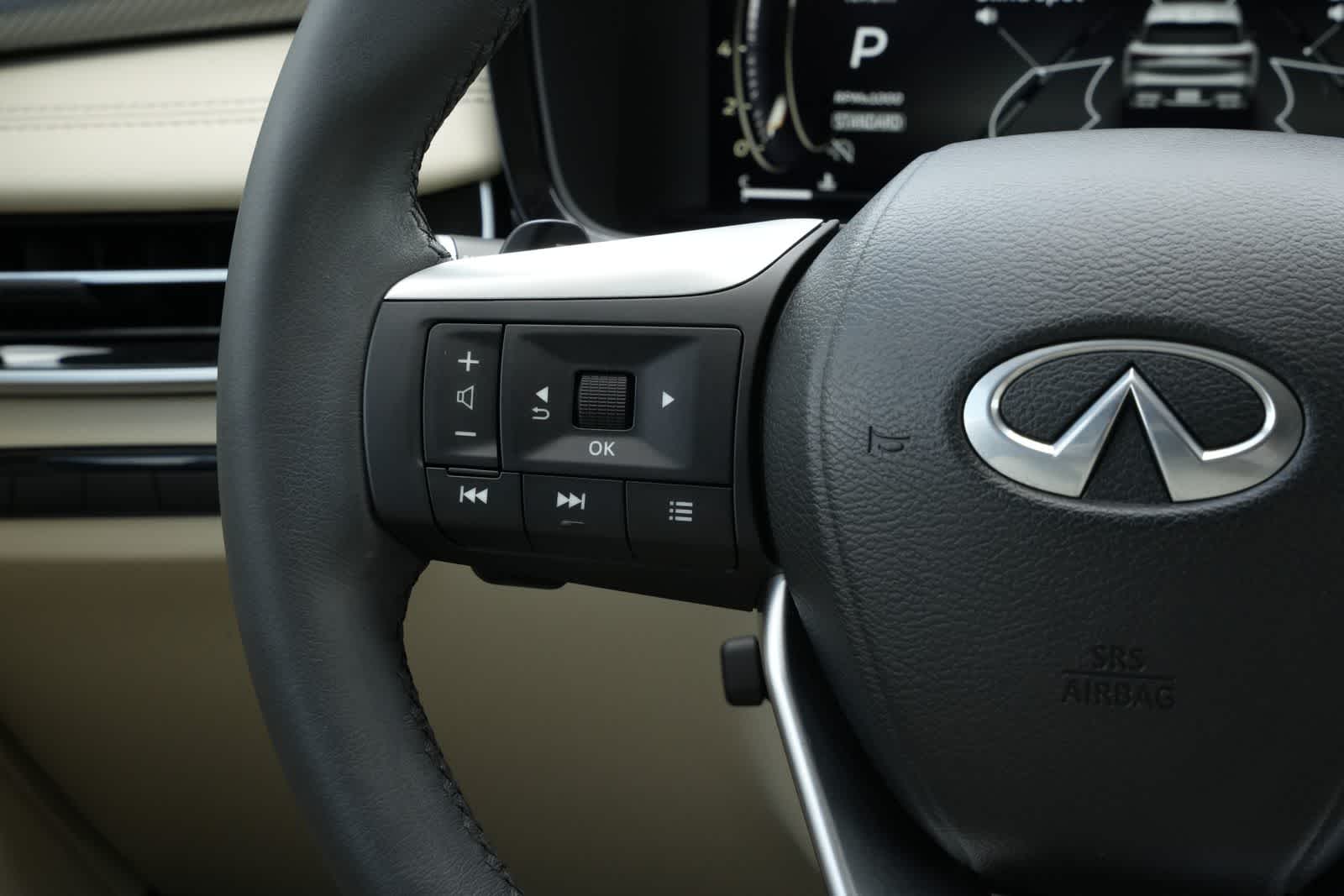 2023 INFINITI QX60 LUXE