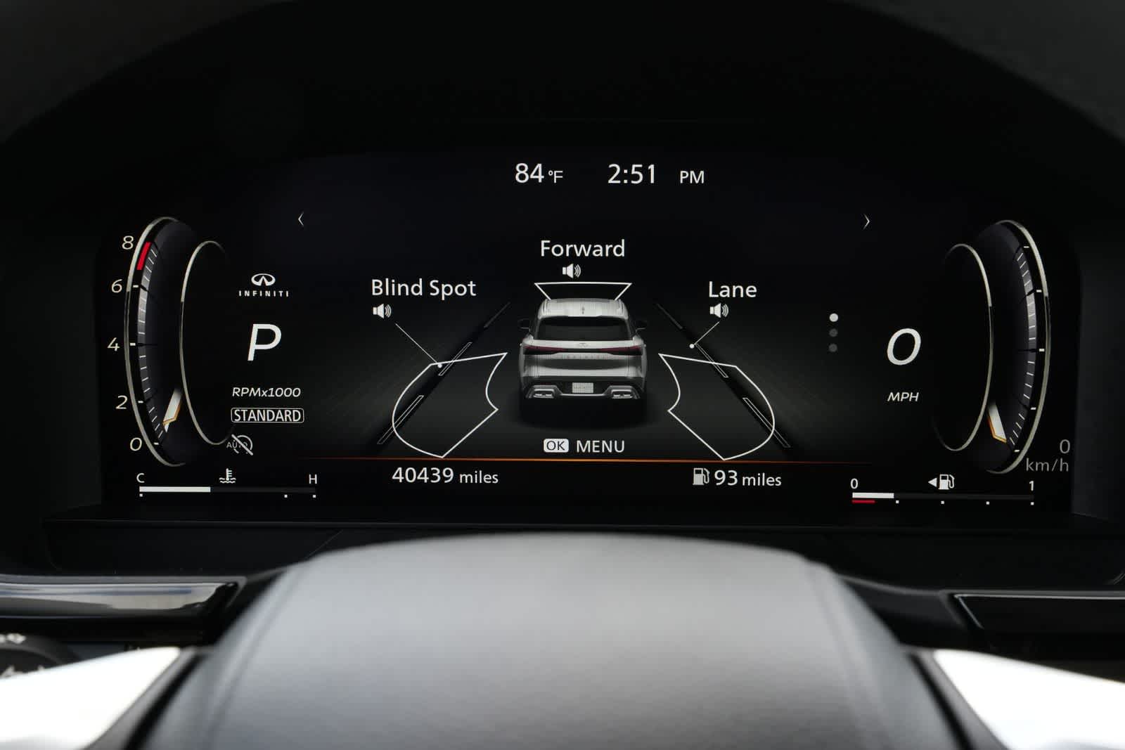 2023 INFINITI QX60 LUXE