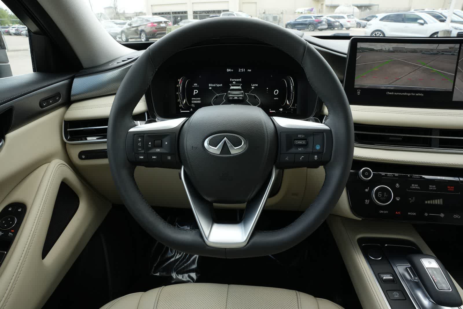 2023 INFINITI QX60 LUXE