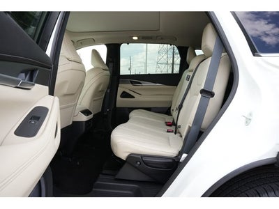 2023 INFINITI QX60 LUXE