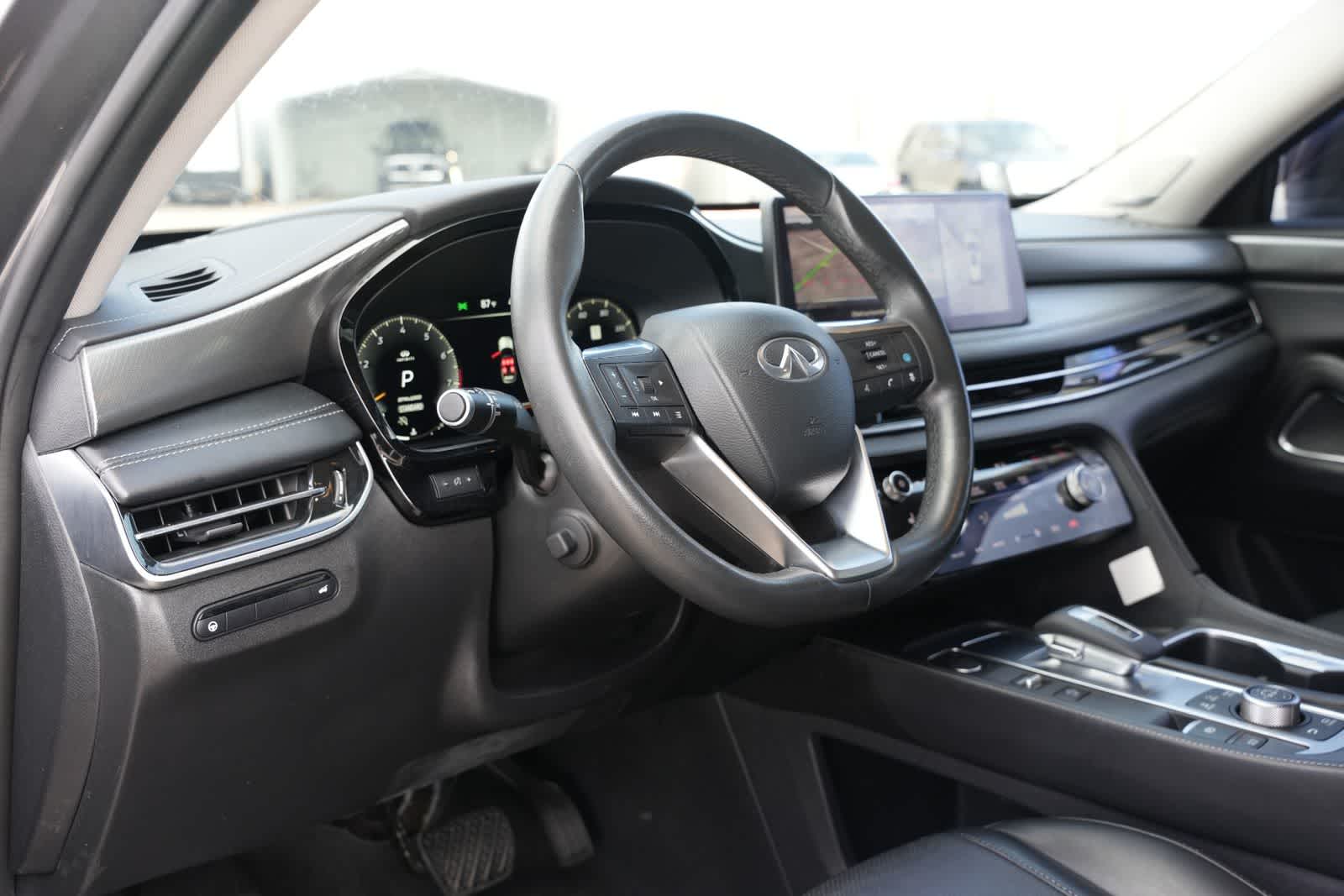 2023 INFINITI QX60 LUXE