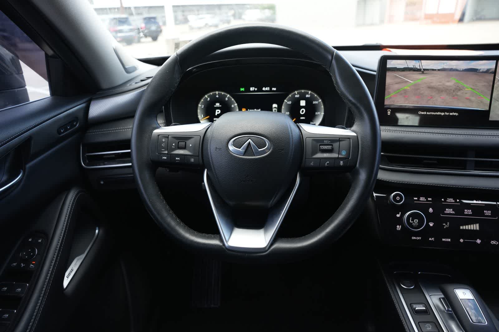 2023 INFINITI QX60 LUXE