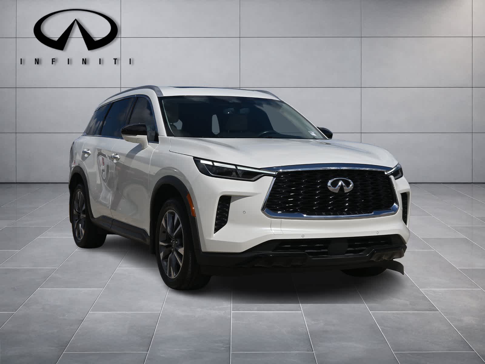 2024 INFINITI QX60 LUXE
