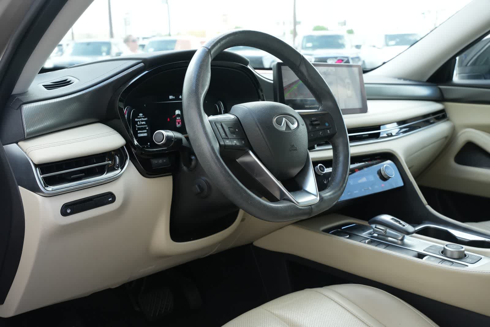 2024 INFINITI QX60 LUXE