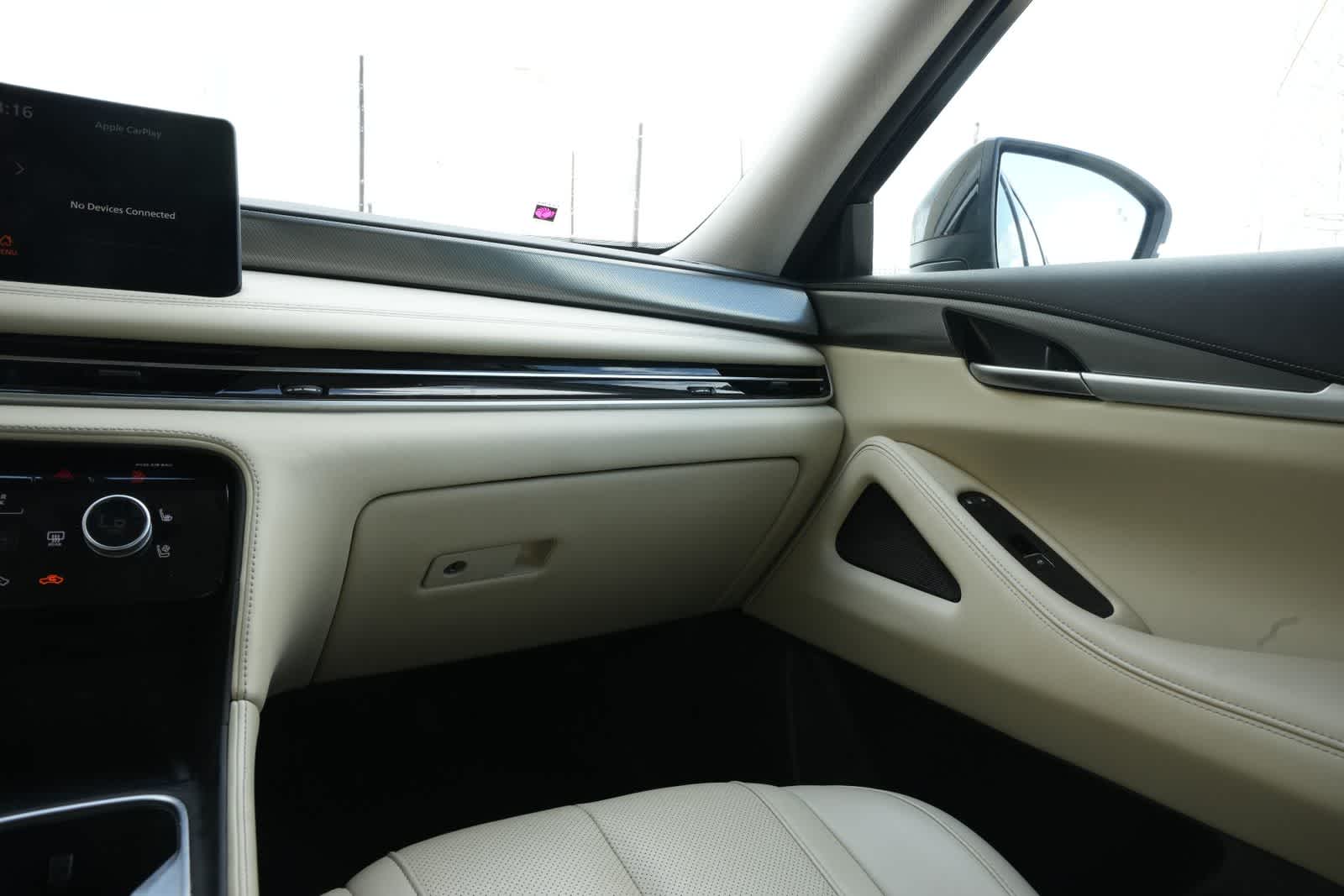 2024 INFINITI QX60 LUXE