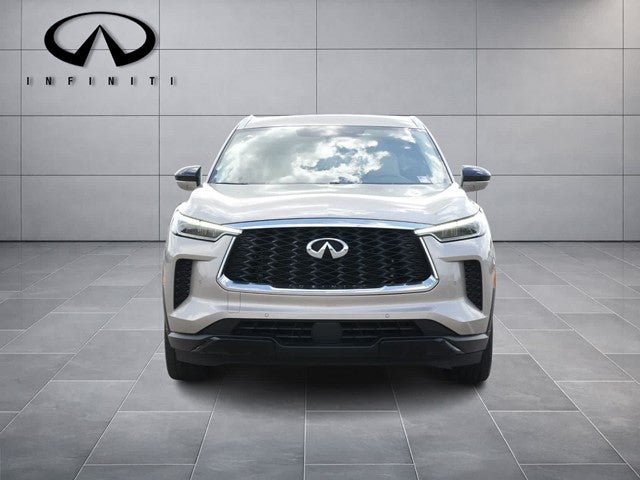 2024 INFINITI QX60 LUXE