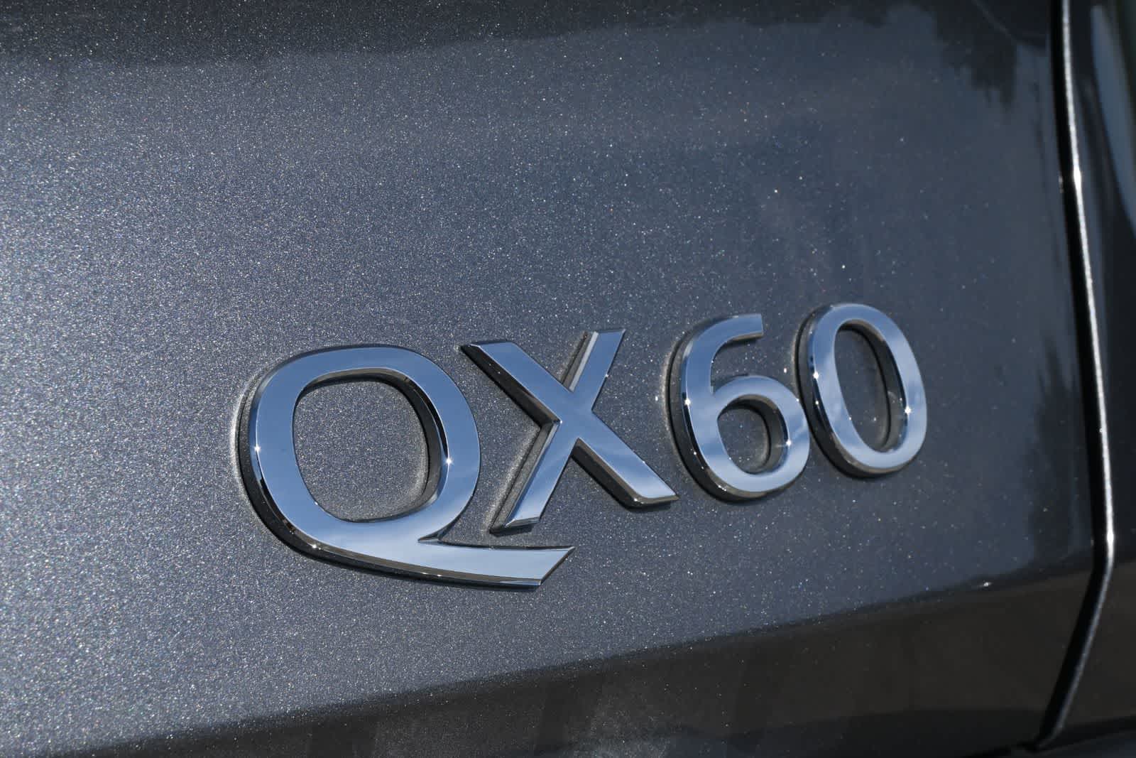 2022 INFINITI QX60 LUXE
