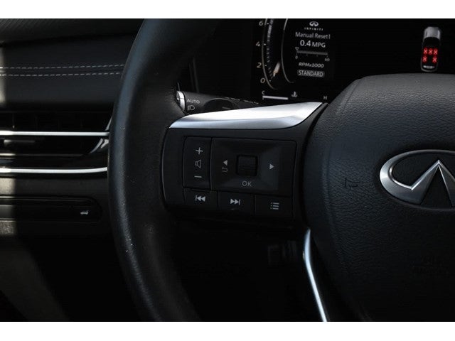 2022 INFINITI QX60 LUXE