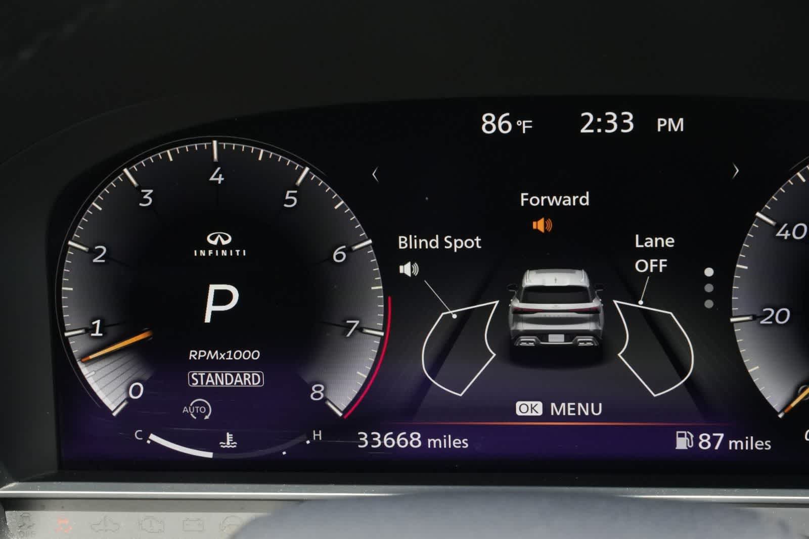 2023 INFINITI QX60 LUXE