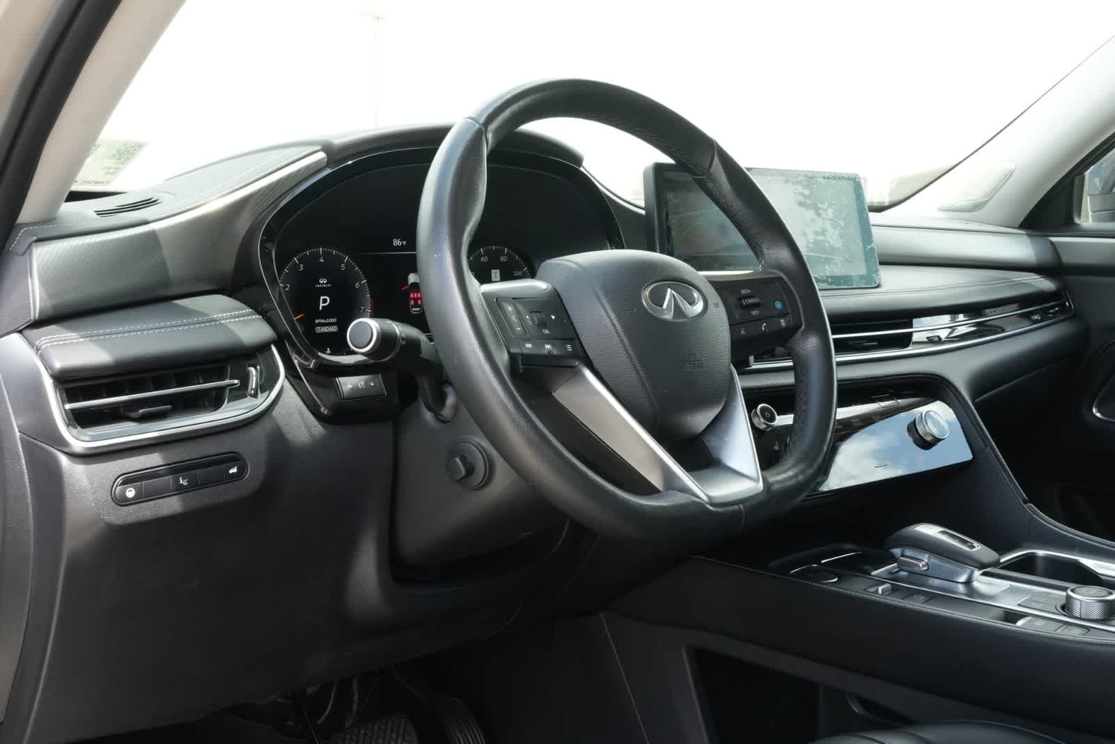 2023 INFINITI QX60 LUXE