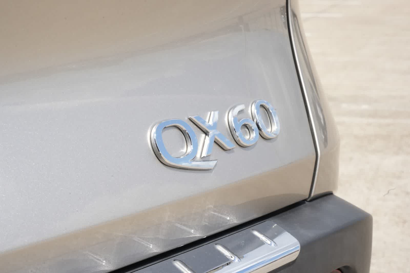 2023 INFINITI QX60 LUXE