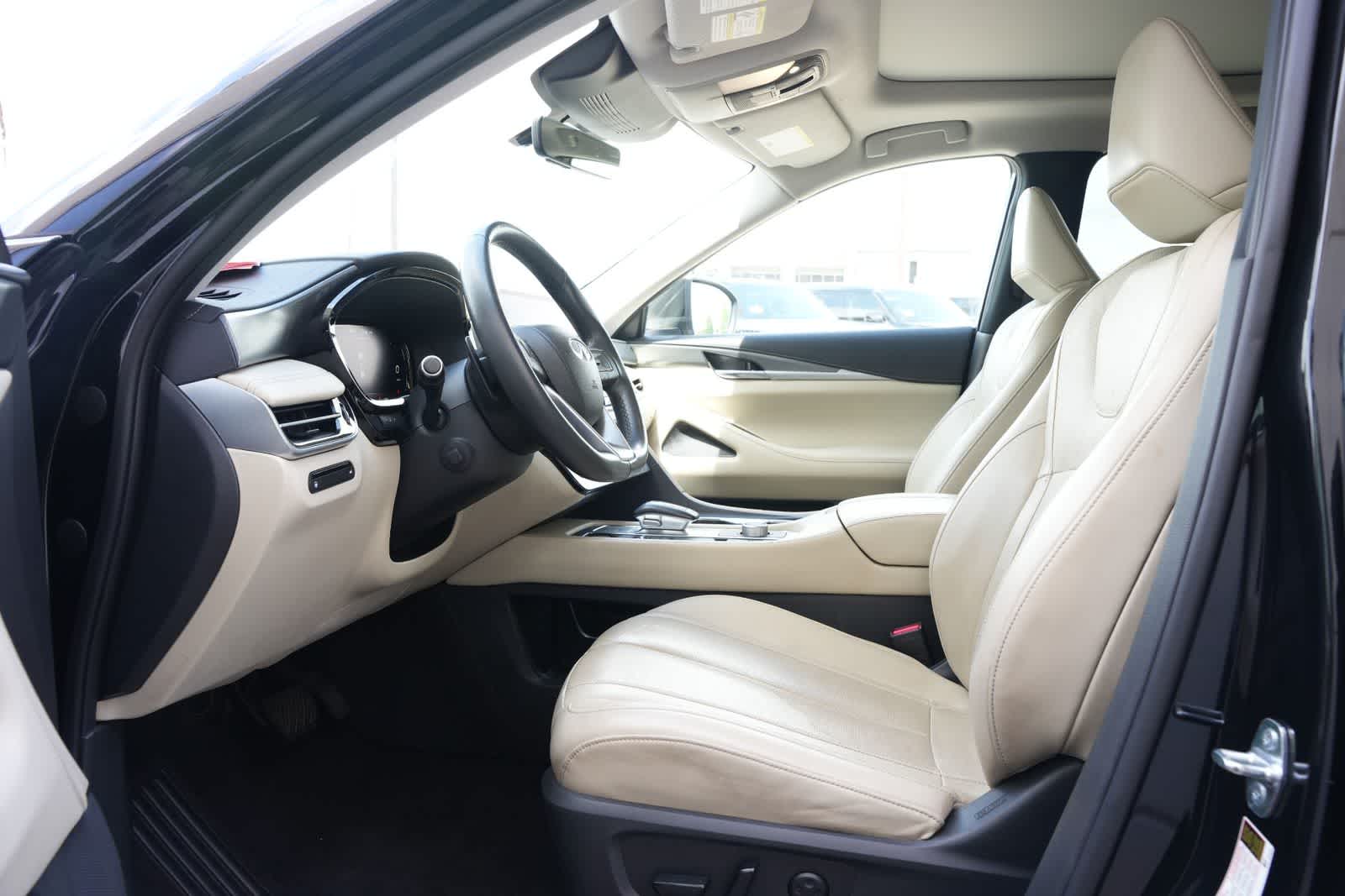 2023 INFINITI QX60 LUXE