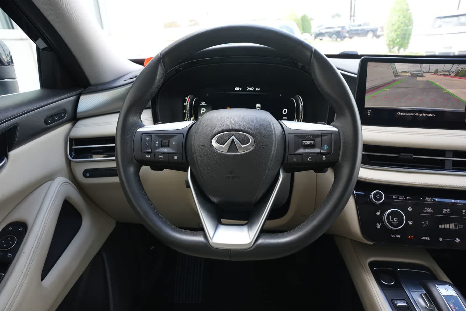 2023 INFINITI QX60 LUXE