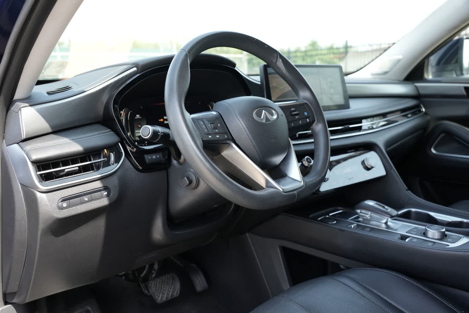 2023 INFINITI QX60 LUXE