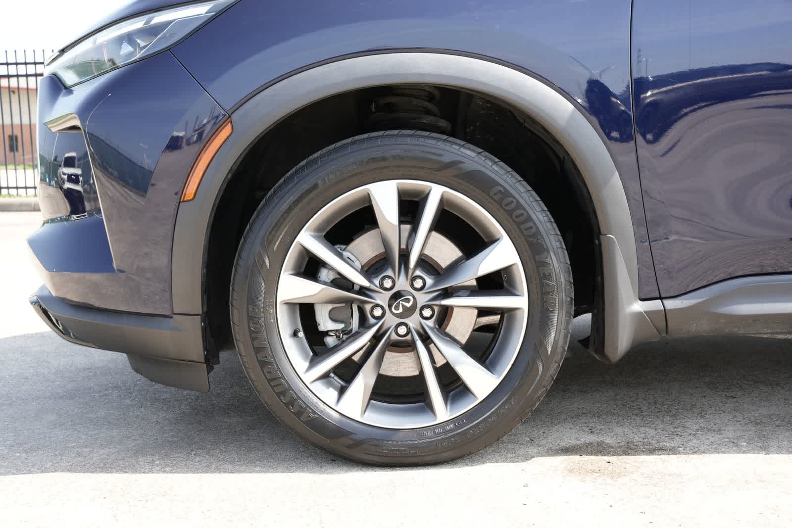 2023 INFINITI QX60 LUXE