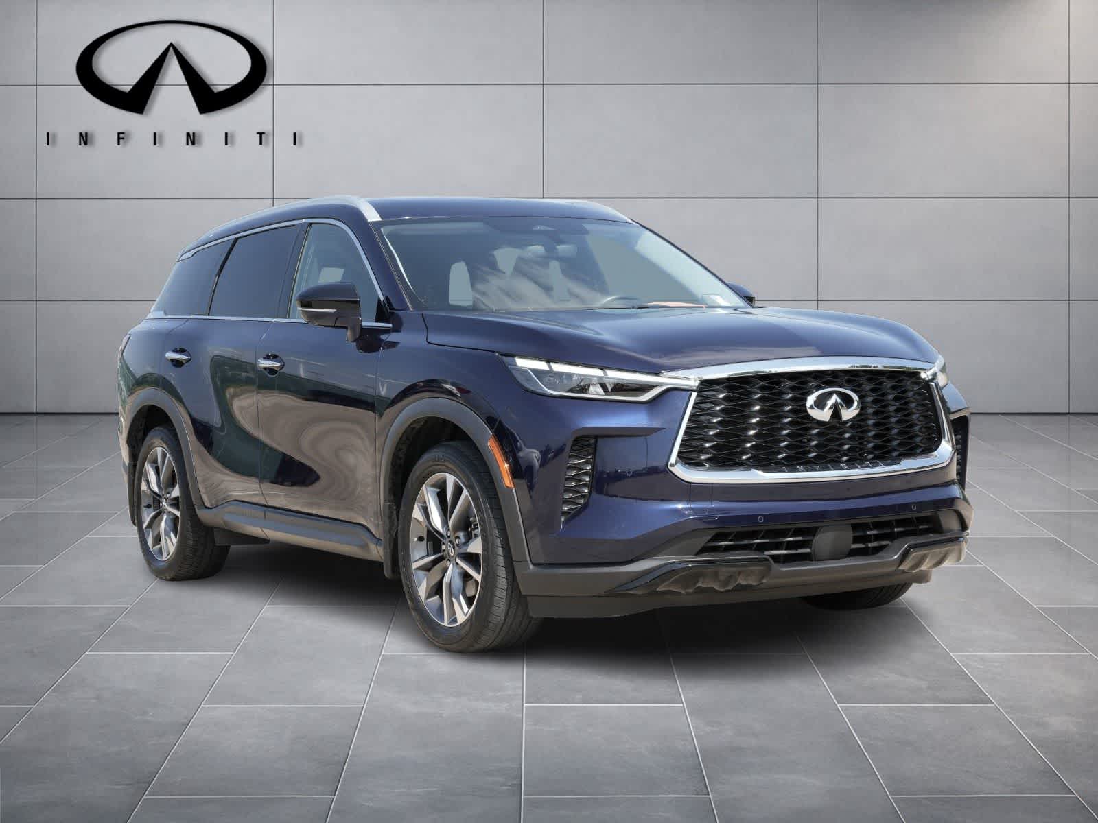 2023 INFINITI QX60 LUXE