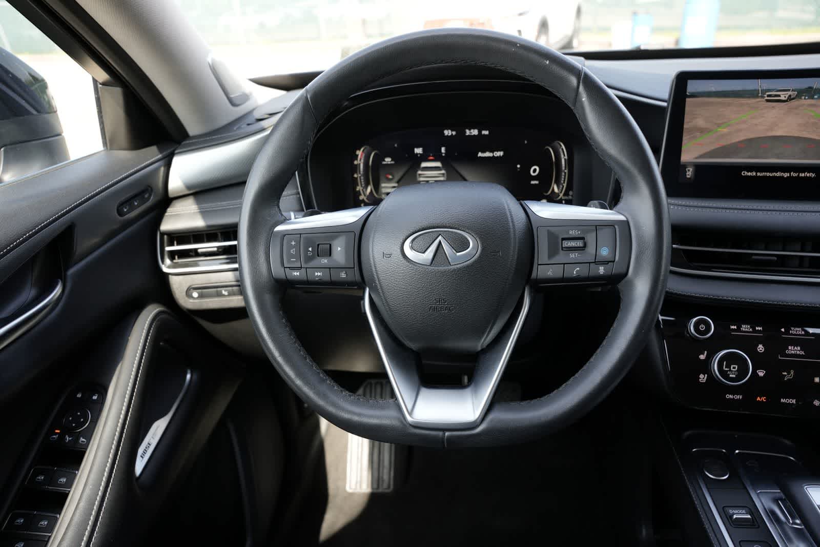 2023 INFINITI QX60 LUXE