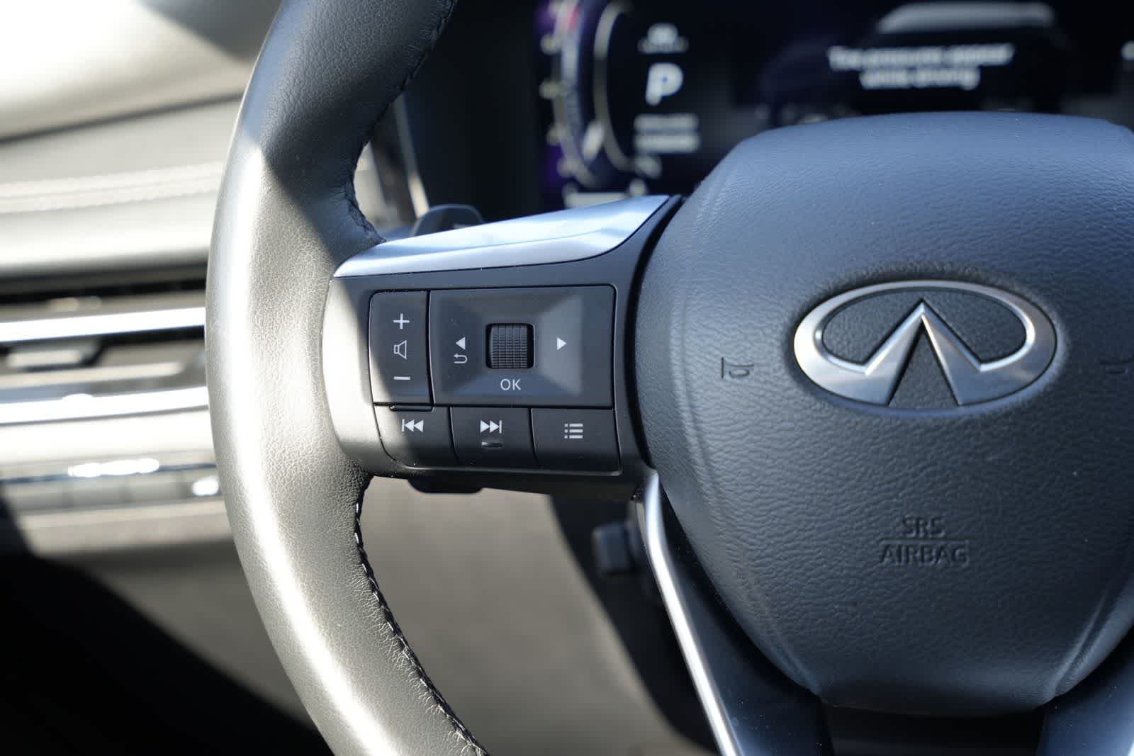 2024 INFINITI QX60 LUXE