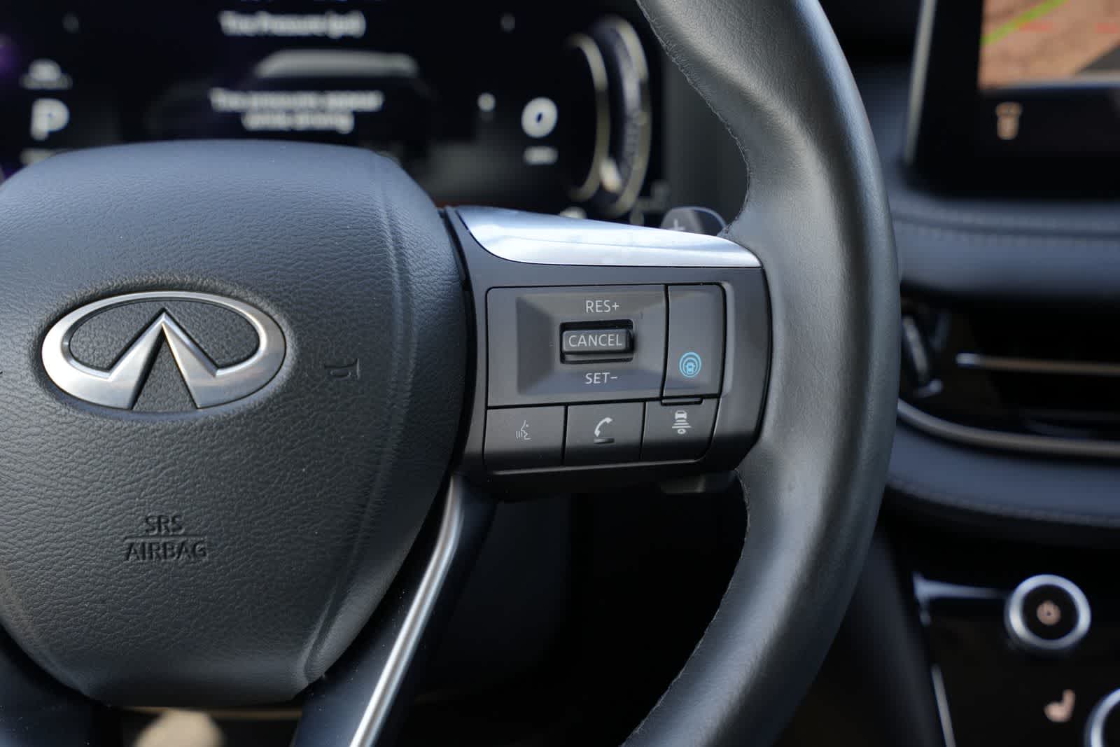 2024 INFINITI QX60 LUXE