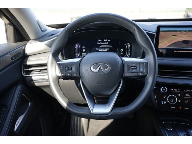 2024 INFINITI QX60 LUXE