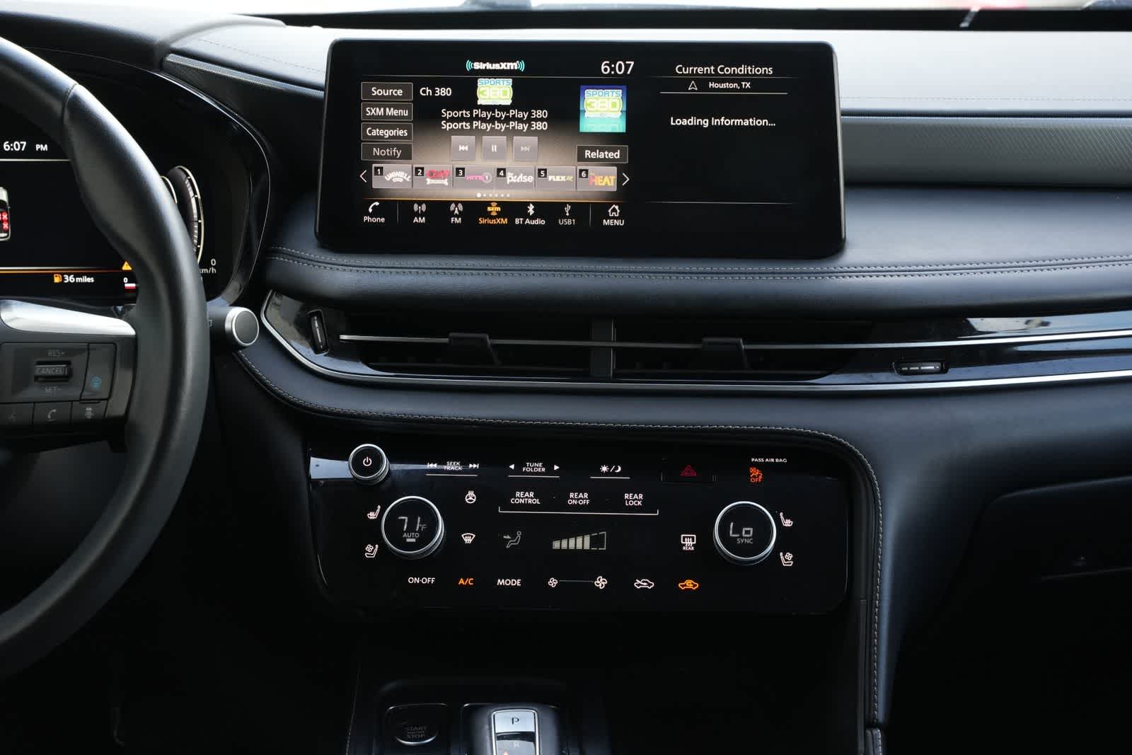 2023 INFINITI QX60 LUXE