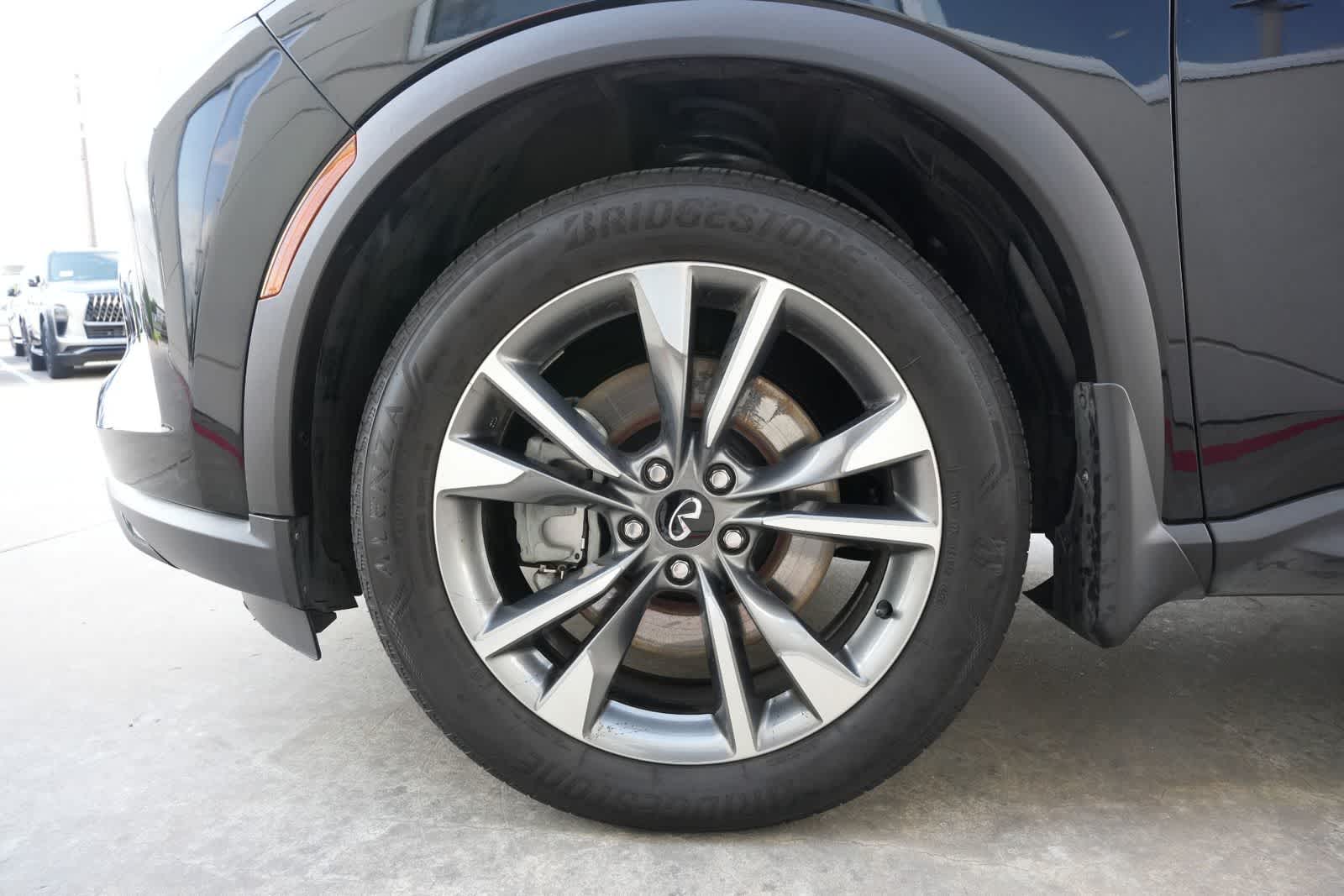 2023 INFINITI QX60 LUXE