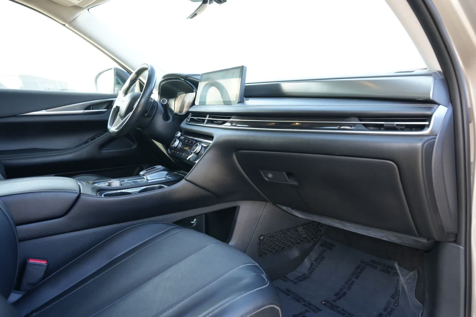 2023 INFINITI QX60 LUXE