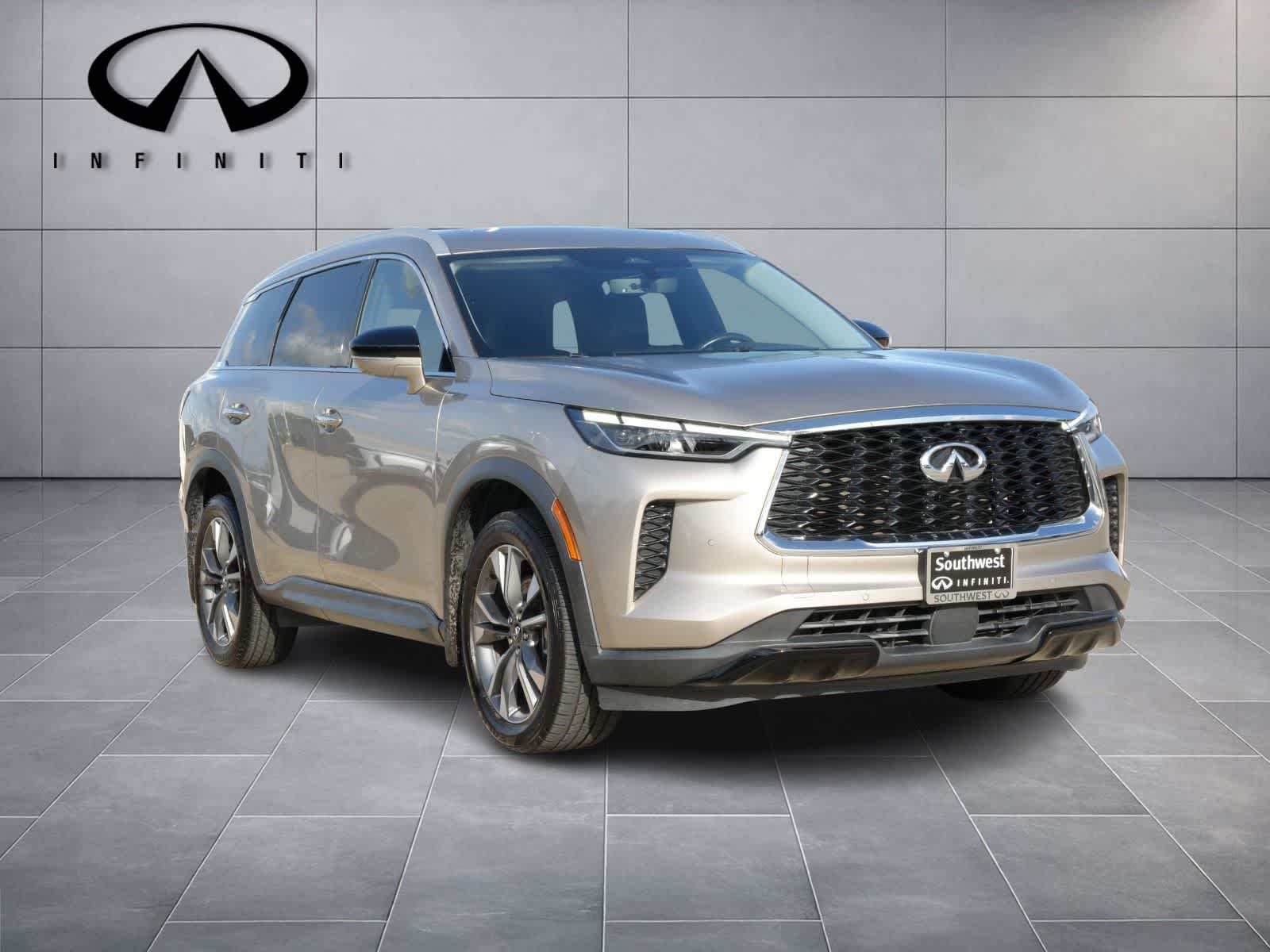 2023 INFINITI QX60 LUXE