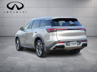 2023 INFINITI QX60 LUXE
