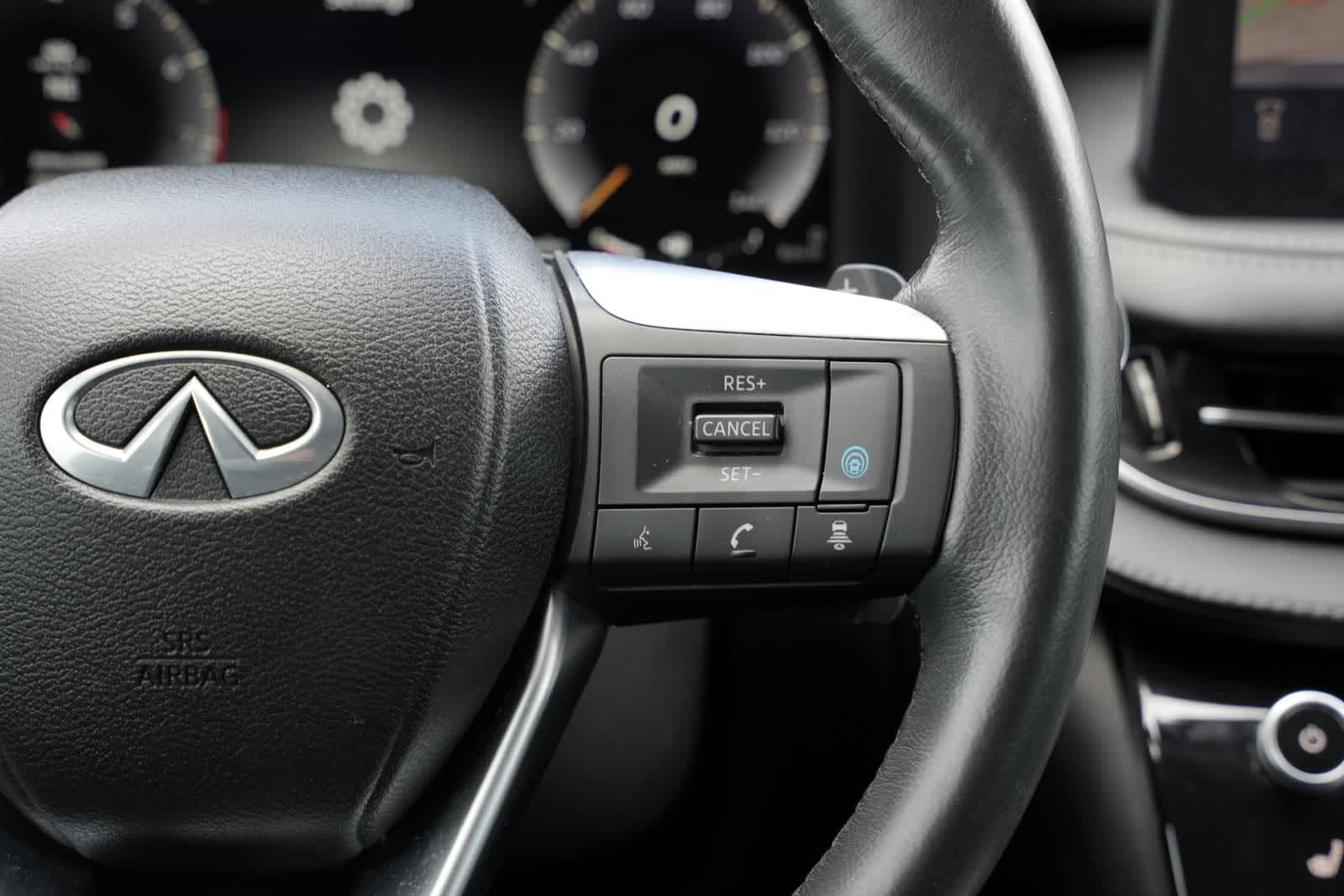 2023 INFINITI QX60 LUXE