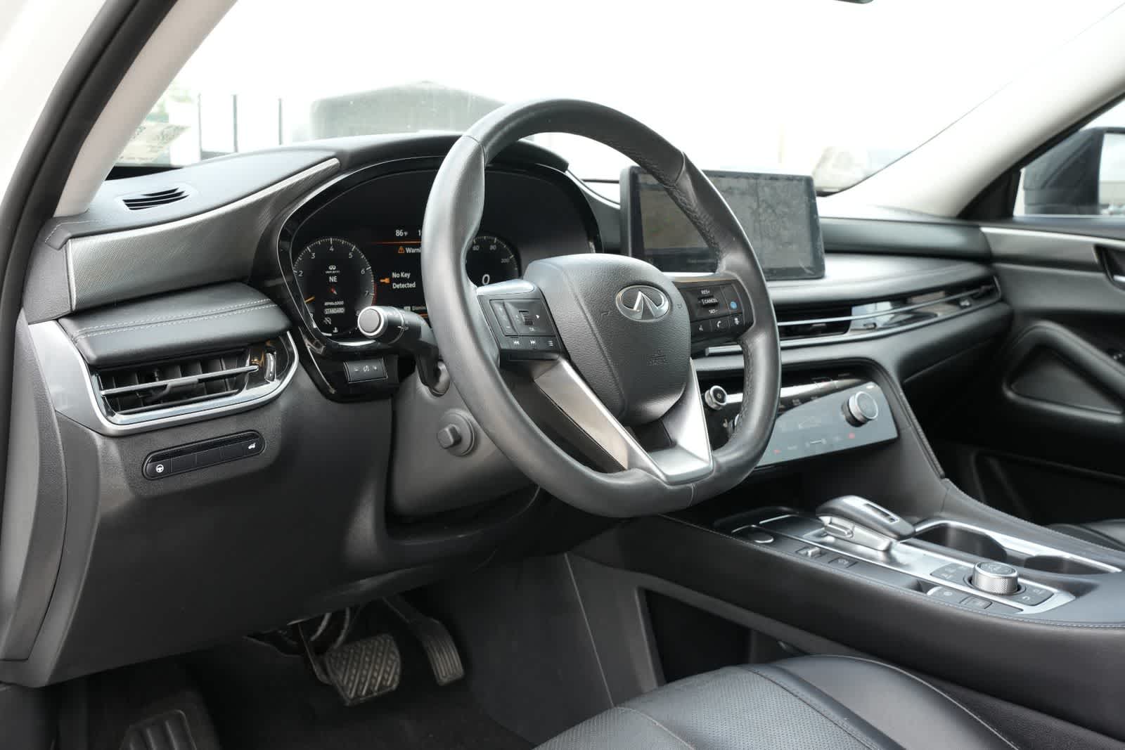 2023 INFINITI QX60 LUXE