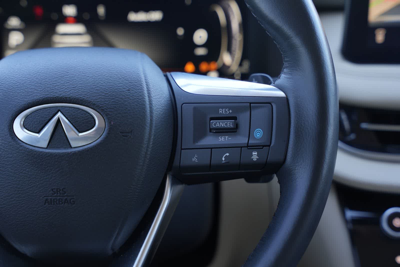 2023 INFINITI QX60 LUXE