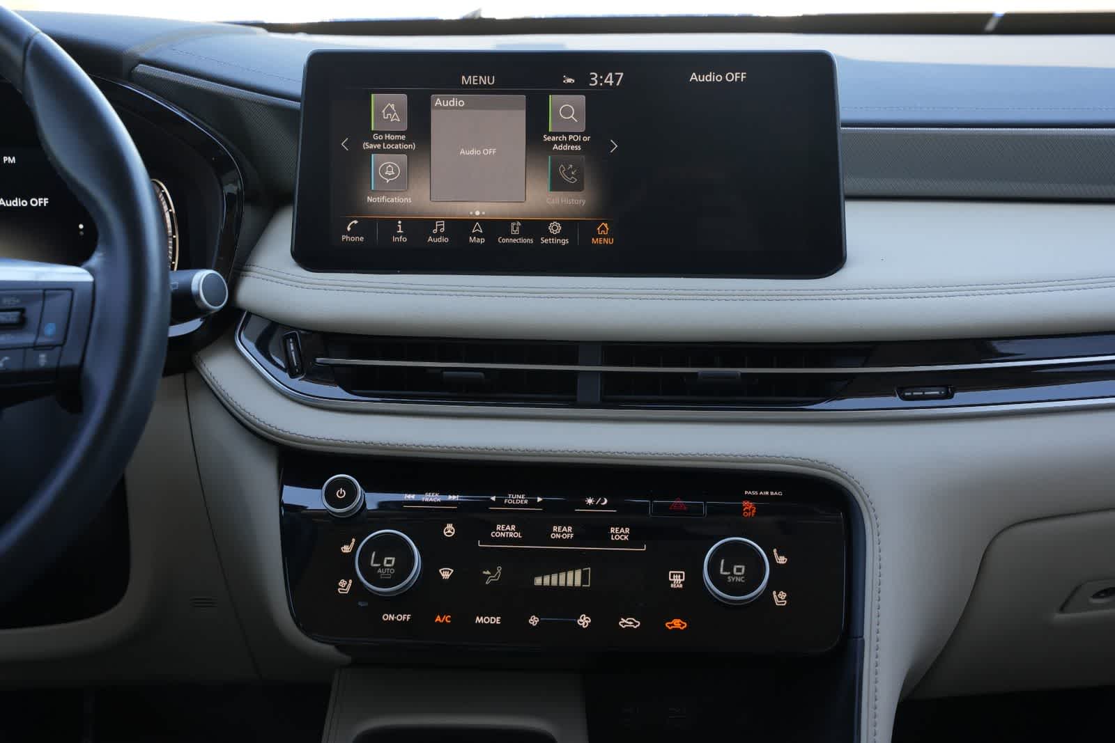 2023 INFINITI QX60 LUXE