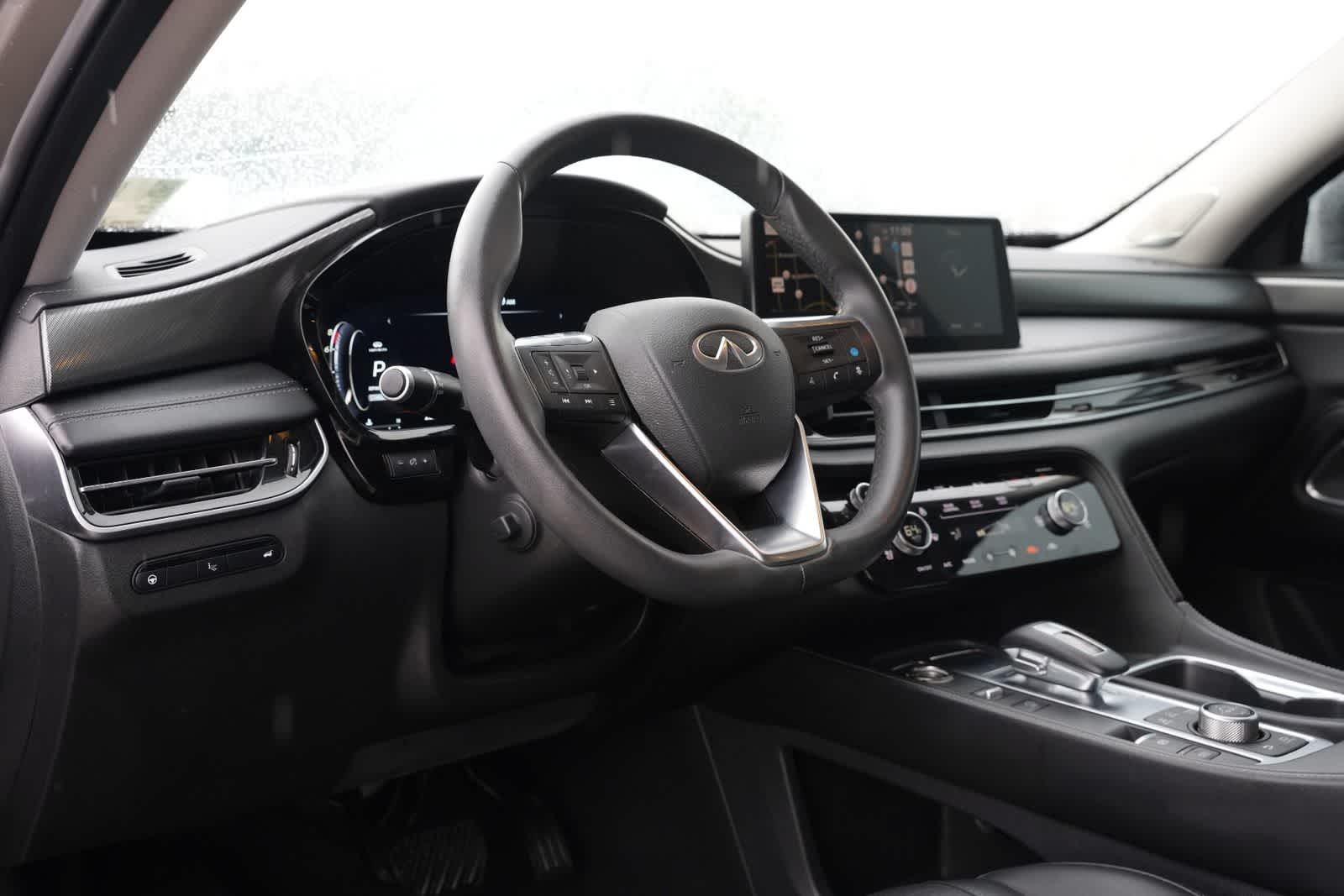 2024 INFINITI QX60 LUXE