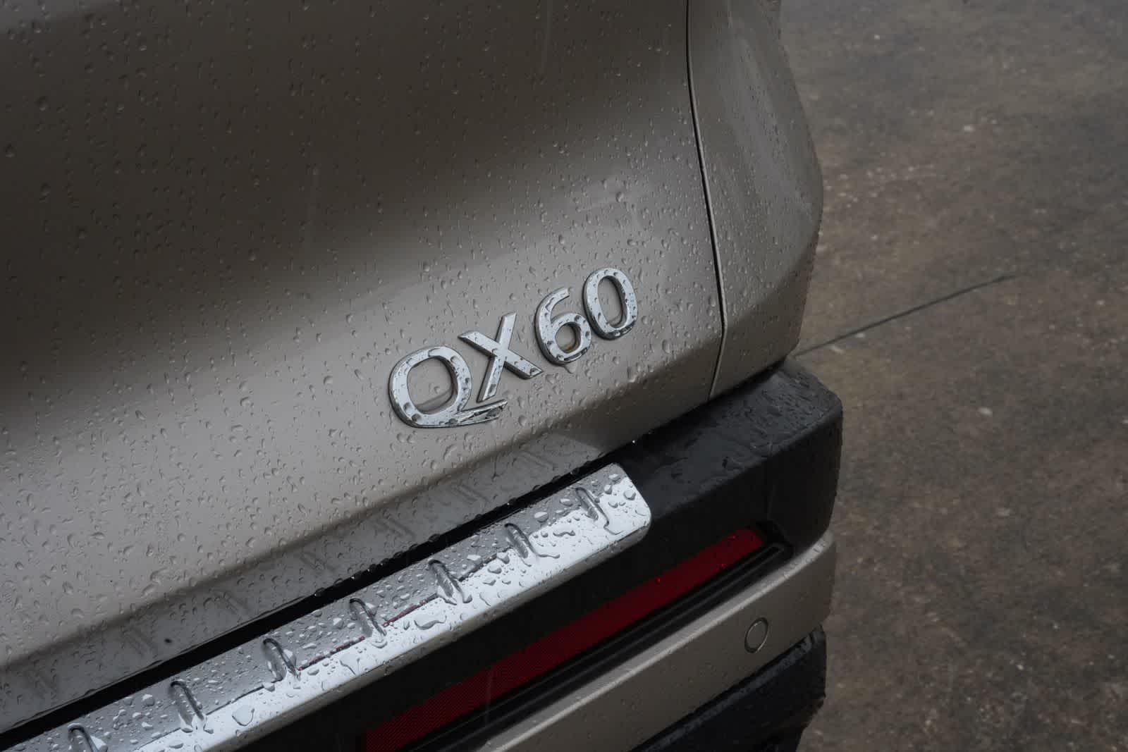 2024 INFINITI QX60 LUXE