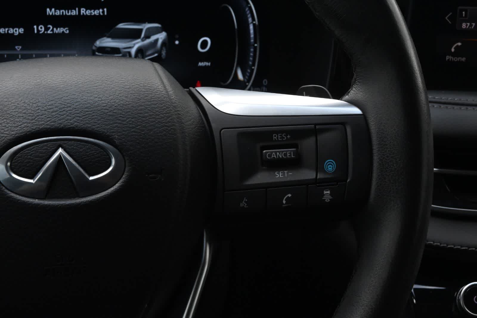 2024 INFINITI QX60 LUXE