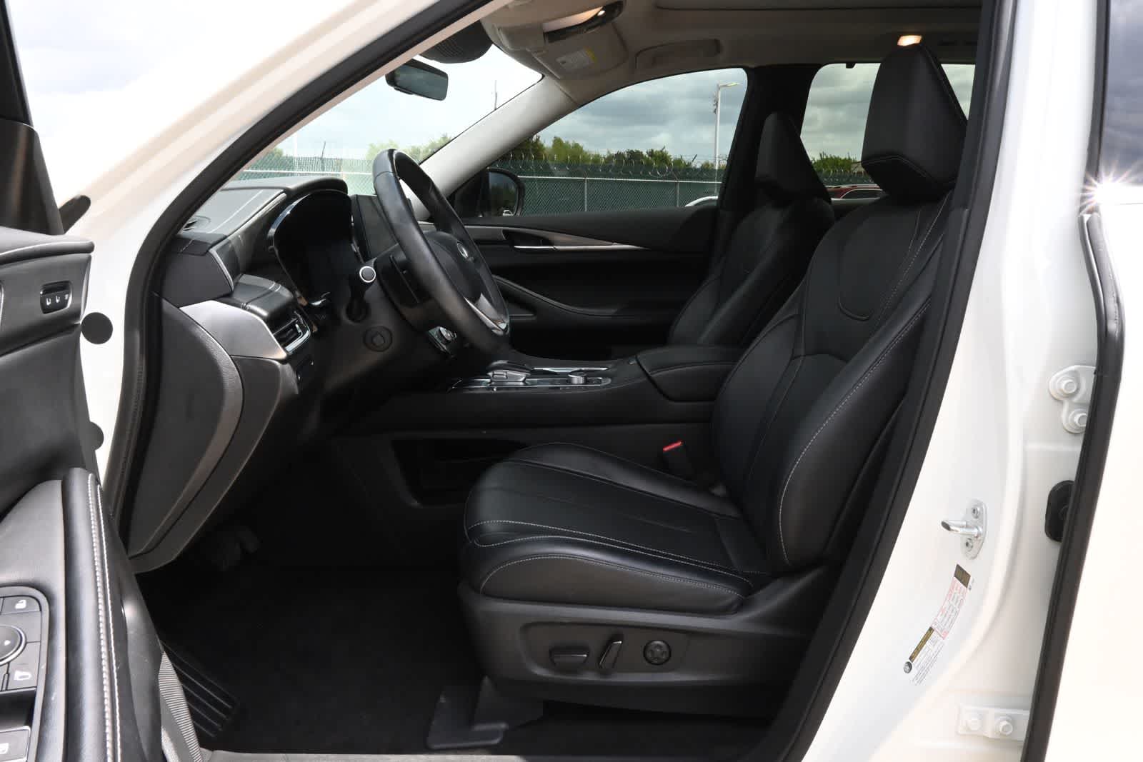 2024 INFINITI QX60 LUXE