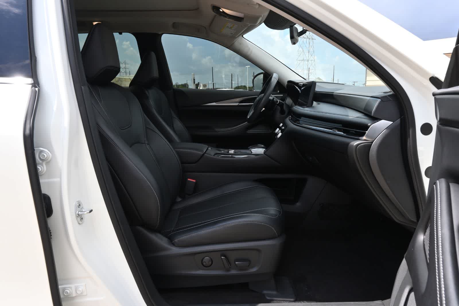 2024 INFINITI QX60 LUXE