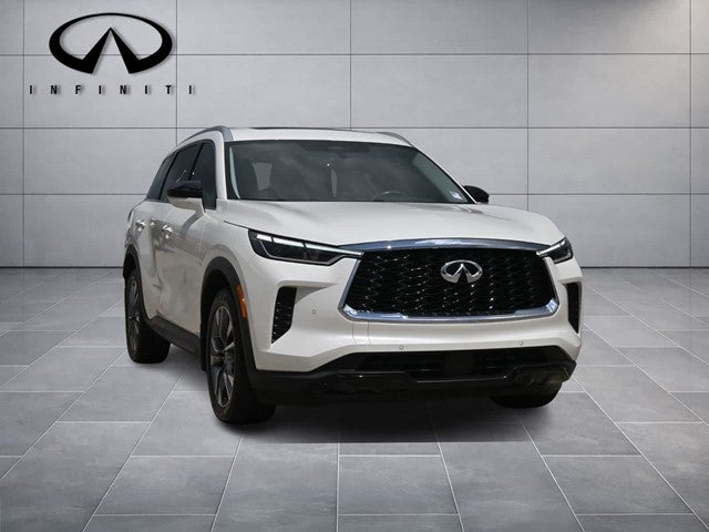 2024 INFINITI QX60 LUXE